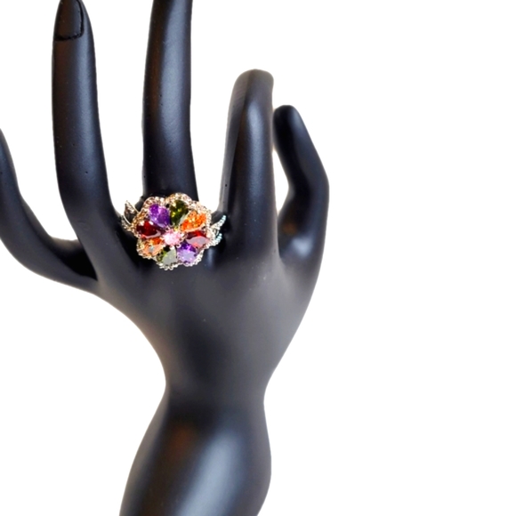 FLOWER MULTI-COLORED GEM RING - Picture 5 of 11